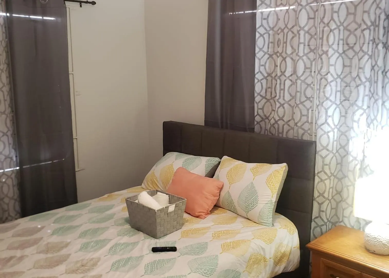 Homestay Andeve'S Quiet, Private Room With Fully Equipped Shared Space !Home Away From Home Montego Bay