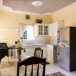 Homestay Relax In Sunny Montego Bay, Jamaica, Montego Bay